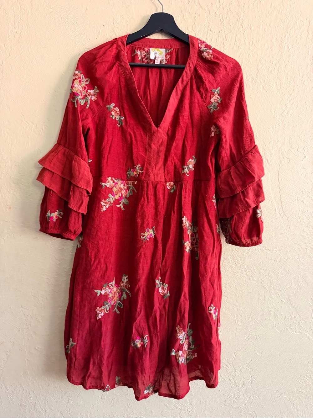 fig and flower Red Floral V-Neck Midi Dress with Ruffled Sleeves